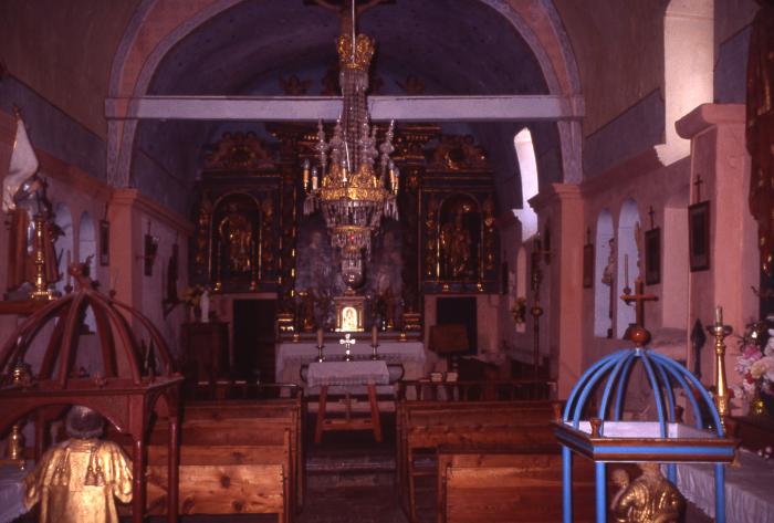 Intérieur de l'Eglise Saint Laurent,Sauze.